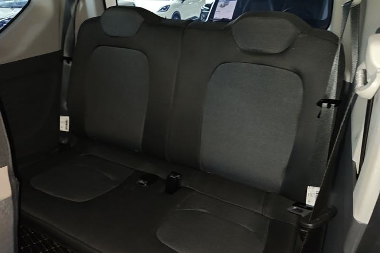 Used Wuling Hongguang MINIEV 2022 Macaron Premium Model – Lithium Iron Phosphate Left Rear Seat