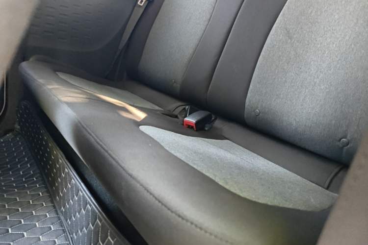 Used Wuling Hongguang MINIEV 2022 Macaron Premium Model – Lithium Iron Phosphate Left Rear Seat