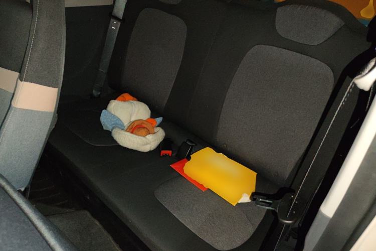 Used Wuling Hongguang MINIEV 2022 Macaron Fashion Model Lithium Iron Phosphate Left Rear Seat