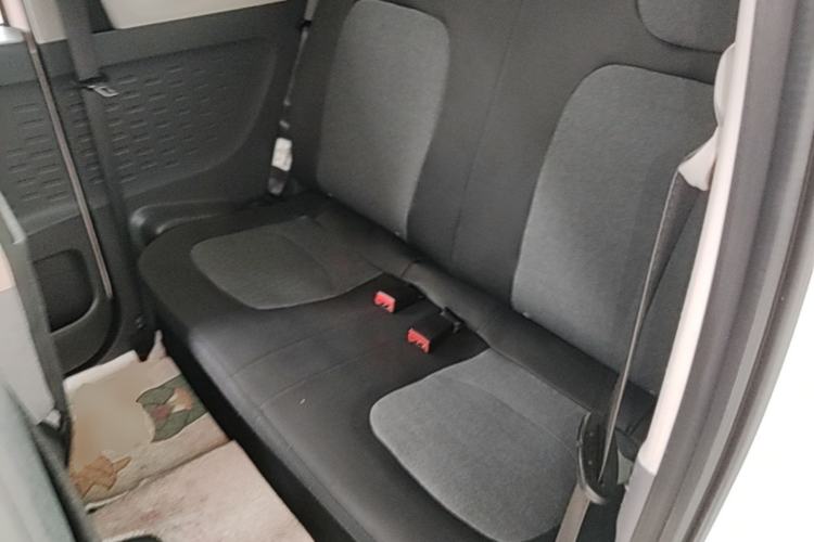 Used Wuling Hongguang MINIEV 2022 Macaron Premium Model – Lithium Iron Phosphate Left Rear Seat
