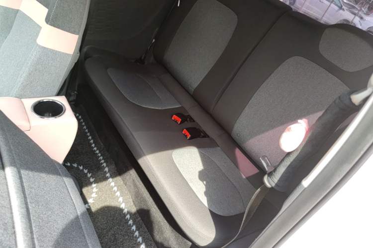 Used Wuling Hongguang MINIEV 2022 Macaron Premium Model – Lithium Iron Phosphate Left Rear Seat