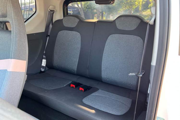 Used Wuling Hongguang MINIEV 2022 Macaron-Color Edition Lithium Iron Phosphate Left Rear Seat