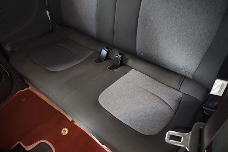Used Wuling Hongguang MINIEV 2022 Macaron Premium Model – Lithium Ternary Battery Left Rear Seat
