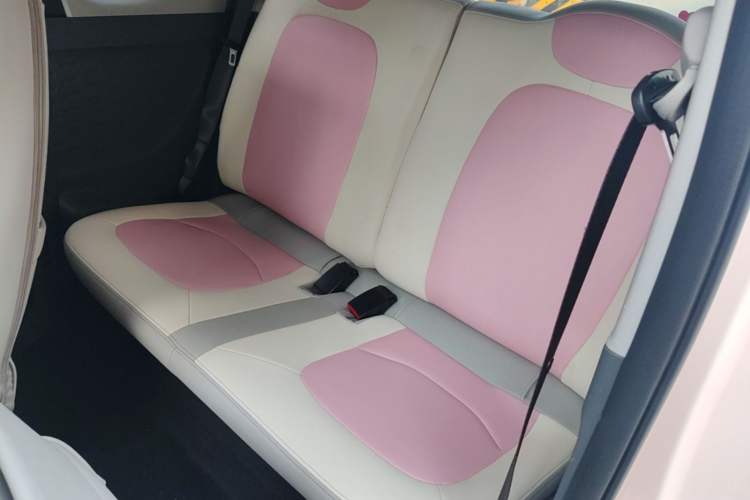 Used Wuling Hongguang MINIEV 2022 Macaron Premium Model – Lithium Iron Phosphate Left Rear Seat