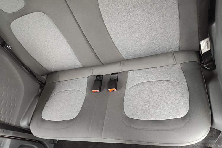 Used Wuling Hongguang MINIEV 2022 Macaron Premium Model – Lithium Iron Phosphate Left Rear Seat