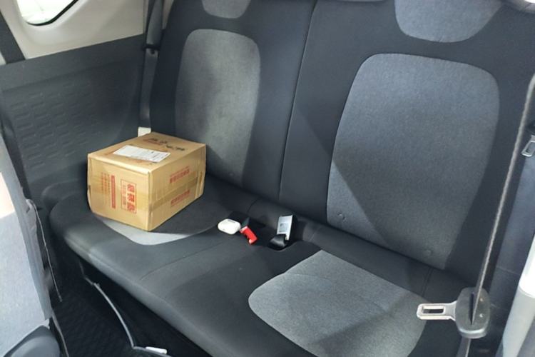 Used Wuling Hongguang MINIEV 2022 Macaron Premium Model – Lithium Iron Phosphate Left Rear Seat