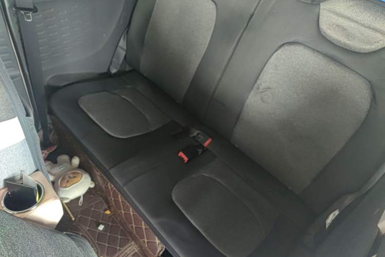Used Wuling Hongguang MINIEV 2022 Macaron Premium Model – Lithium Iron Phosphate Left Rear Seat