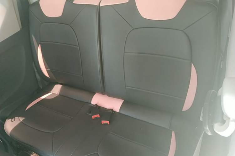 Used Wuling Hongguang MINIEV 2022 Macaron Fashion Model Lithium Iron Phosphate Left Rear Seat
