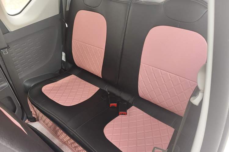 Used Wuling Hongguang MINIEV 2022 Macaron Premium Model – Lithium Iron Phosphate Left Rear Seat