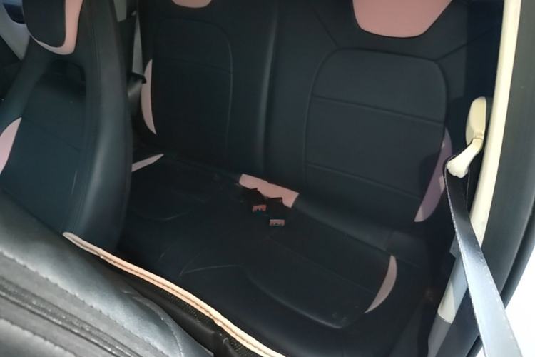 Used Wuling Hongguang MINIEV 2022 Macaron Premium Model – Lithium Ternary Battery Left Rear Seat