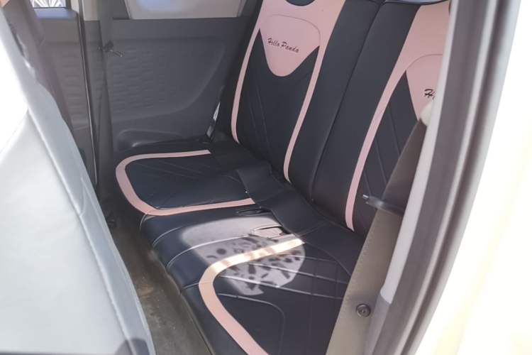 Used Wuling Hongguang MINIEV 2022 Macaron Premium Model – Lithium Iron Phosphate Left Rear Seat