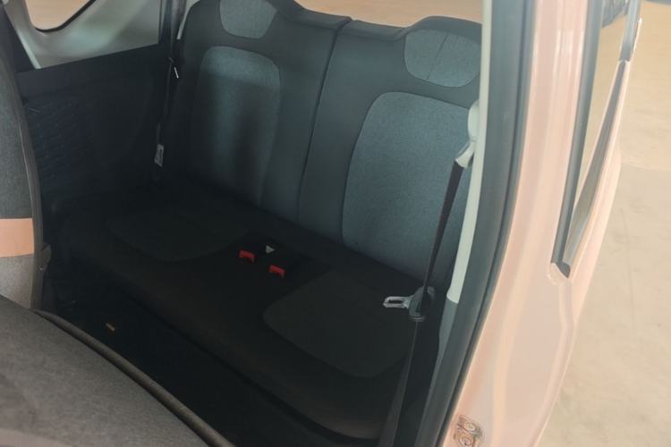 Used Wuling Hongguang MINIEV 2022 Macaron Premium Model – Lithium Iron Phosphate Left Rear Seat