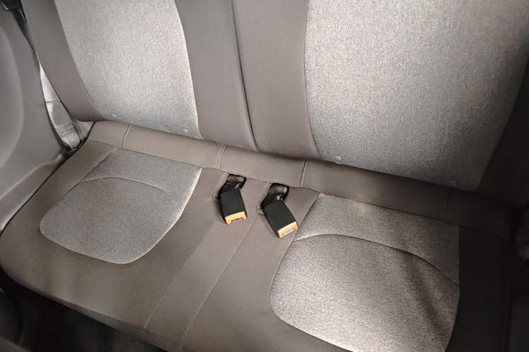 Used Wuling Hongguang MINIEV 2022 Macaron Fashion Edition Lithium-Nickel-Cobalt-Alpha-oxide Left Rear Seat