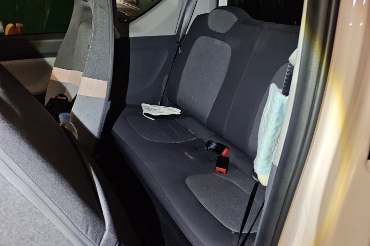 Used Wuling Hongguang MINIEV 2022 Macaron Fashion Edition Lithium-Nickel-Cobalt-Alpha-oxide Left Rear Seat