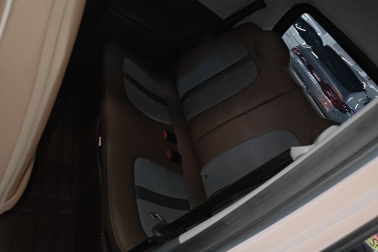 Used Wuling Hongguang MINIEV 2022 GAMEBOY 200km Gaming Edition with Lithium Iron Phosphate Left Rear Seat