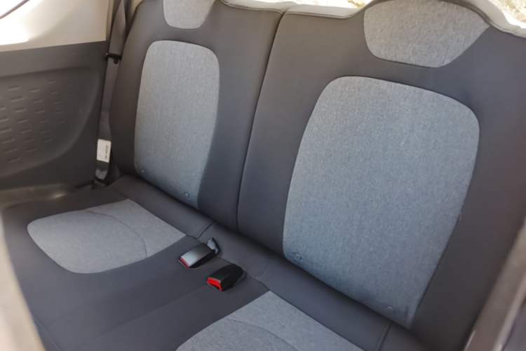 Used Wuling Hongguang MINIEV 2022 Macaron Premium Model – Lithium Iron Phosphate Left Rear Seat