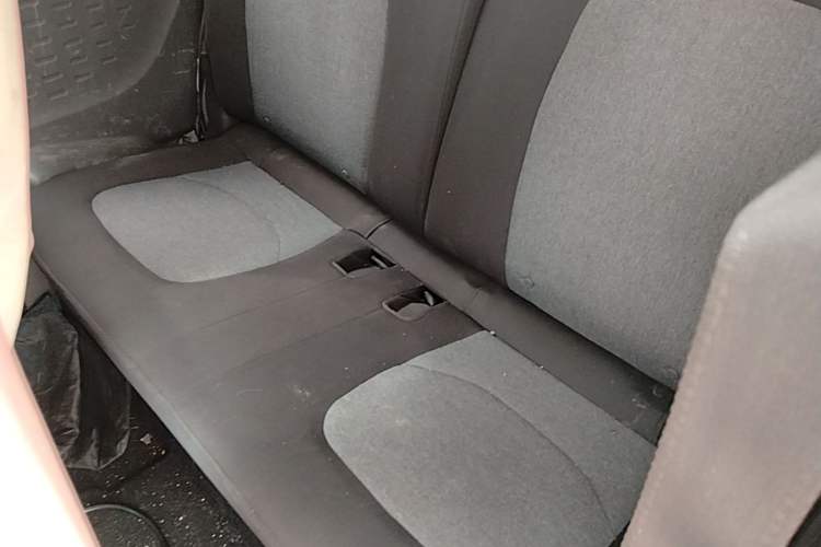 Used Wuling Hongguang MINIEV 2022 Macaron Fashion Model Lithium Iron Phosphate Left Rear Seat