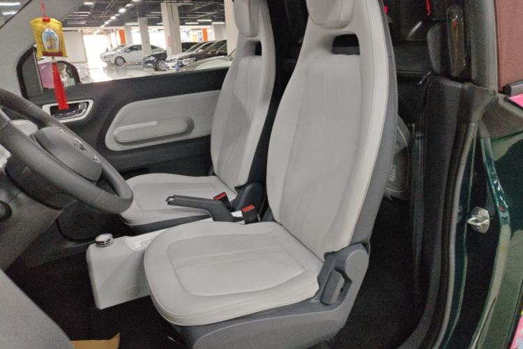 Used Wuling Hongguang MINIEV 2022 Convertible Model Left Rear Seat