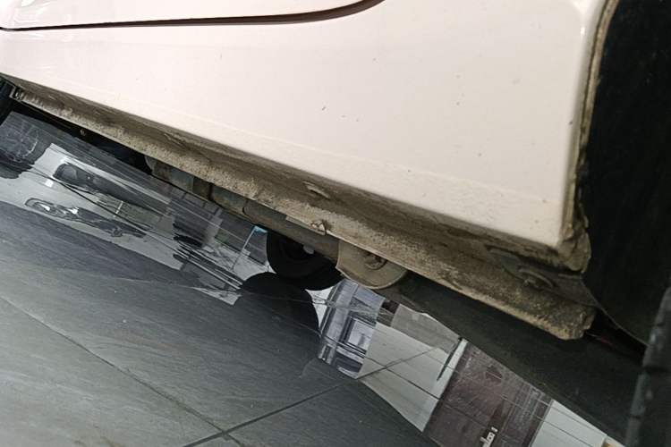 Used Wuling Hongguang MINIEV 2022 Macaron Premium Model – Lithium Iron Phosphate Left Side Sill