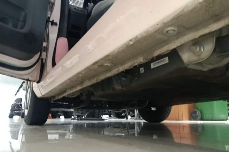 Used Wuling Hongguang MINIEV 2022 Macaron Premium Model – Lithium Iron Phosphate Left Side Sill