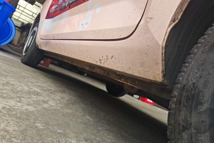 Used Wuling Hongguang MINIEV 2022 Macaron Premium Model – Lithium Iron Phosphate Left Side Sill