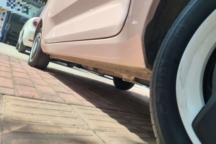 Used Wuling Hongguang MINIEV 2022 Macaron Premium Model – Lithium Ternary Battery Left Side Sill