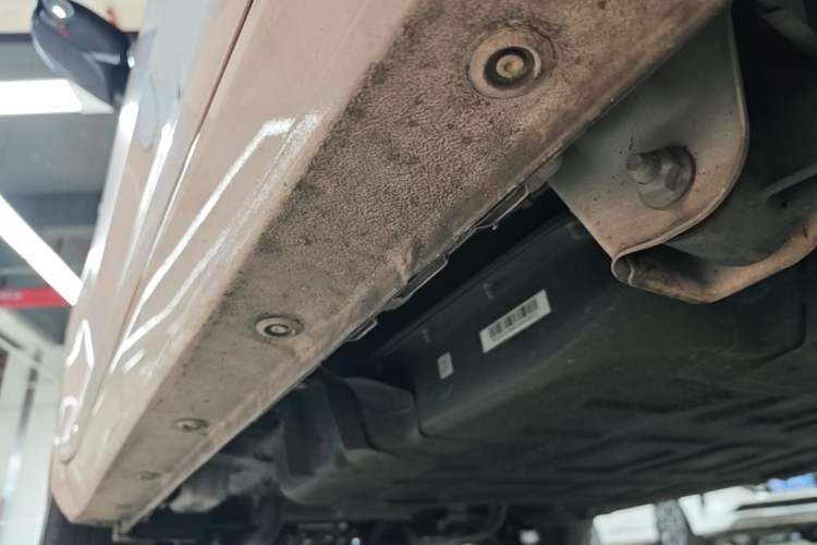 Used Wuling Hongguang MINIEV 2022 Macaron Premium Model – Lithium Iron Phosphate Left Side Sill
