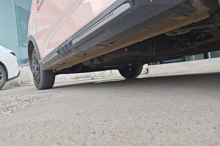 Used Wuling Hongguang MINIEV 2022 GAMEBOY 200km Gaming Edition with Lithium Iron Phosphate Left Side Sill