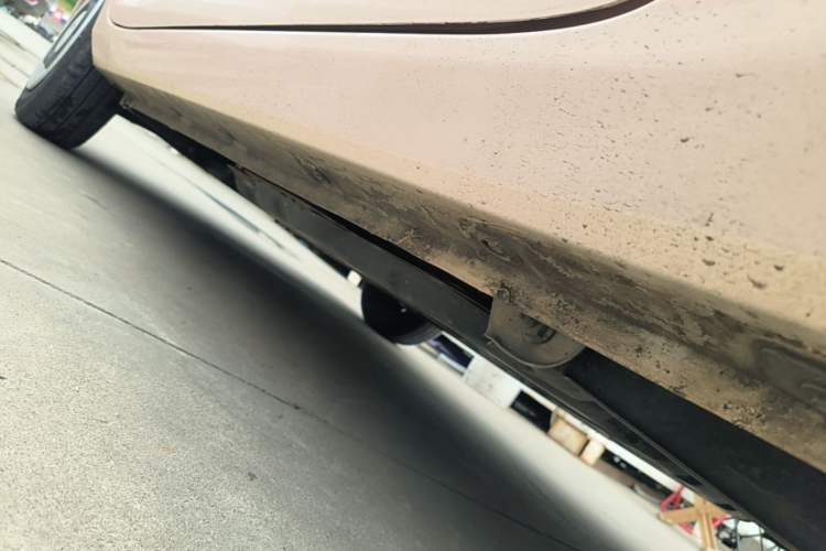 Used Wuling Hongguang MINIEV 2022 Macaron Premium Model – Lithium Iron Phosphate Left Side Sill