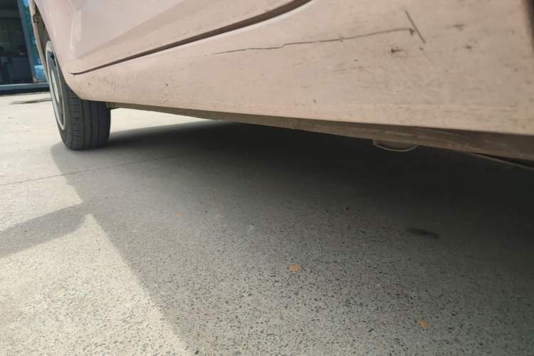 Used Wuling Hongguang MINIEV 2022 Macaron Premium Model – Lithium Iron Phosphate Left Side Sill