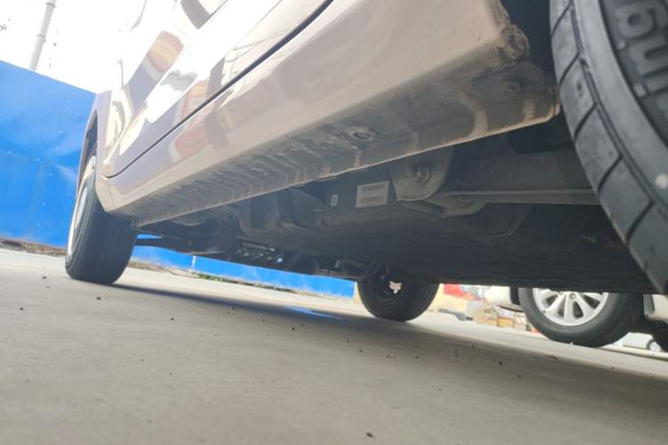 Used Wuling Hongguang MINIEV 2022 Macaron Premium Model – Lithium Iron Phosphate Left Side Sill