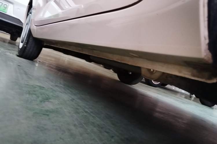 Used Wuling Hongguang MINIEV 2022 Macaron Fashion Model Lithium Iron Phosphate Left Side Sill