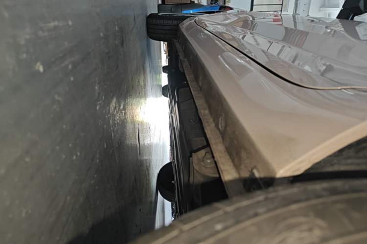 Used Wuling Hongguang MINIEV 2022 Macaron Premium Model – Lithium Iron Phosphate Left Side Sill