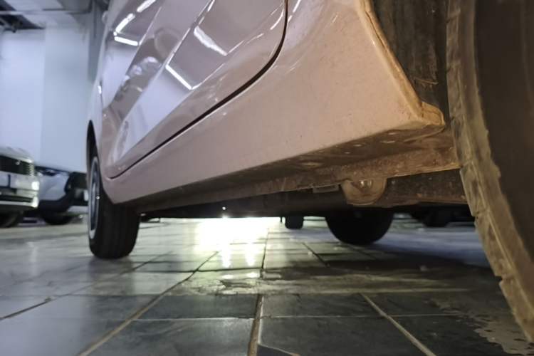 Used Wuling Hongguang MINIEV 2022 Macaron Premium Model – Lithium Ternary Battery Left Side Sill