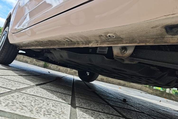Used Wuling Hongguang MINIEV 2022 Macaron Fashion Model Lithium Iron Phosphate Left Side Sill