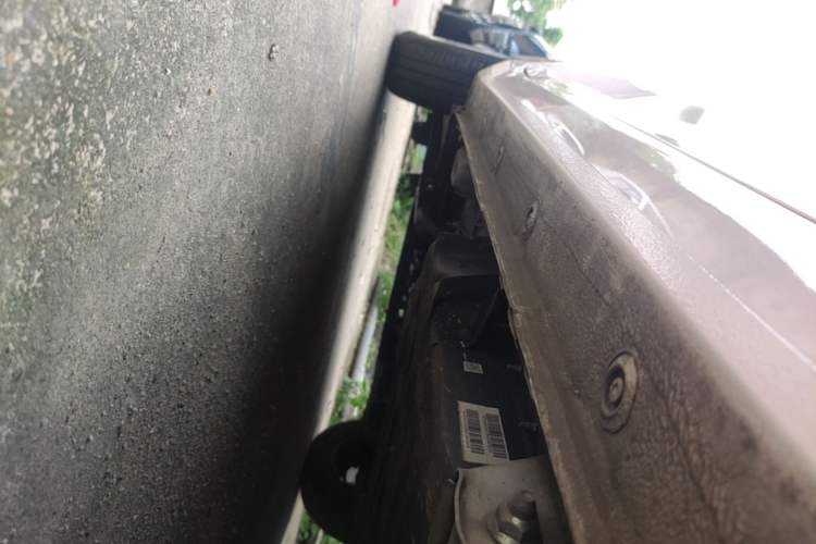 Used Wuling Hongguang MINIEV 2022 Macaron Premium Model – Lithium Iron Phosphate Left Side Sill