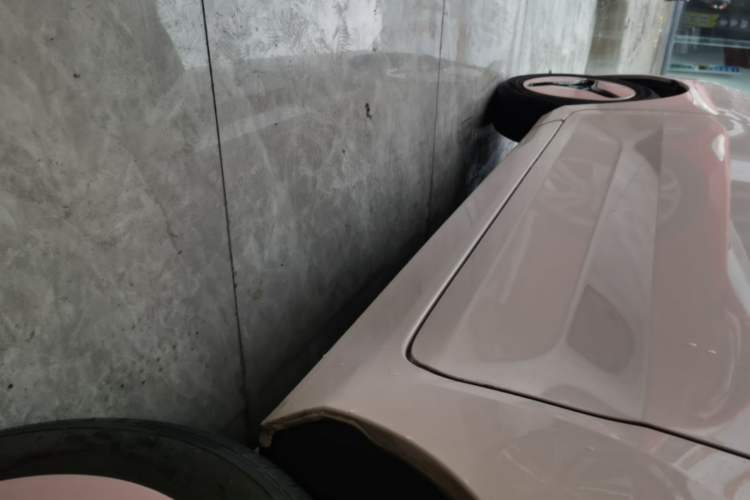 Used Wuling Hongguang MINIEV 2022 Macaron Premium Model – Lithium Iron Phosphate Left Side Sill