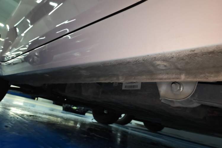 Used Wuling Hongguang MINIEV 2022 Macaron Premium Model – Lithium Ternary Battery Left Side Sill