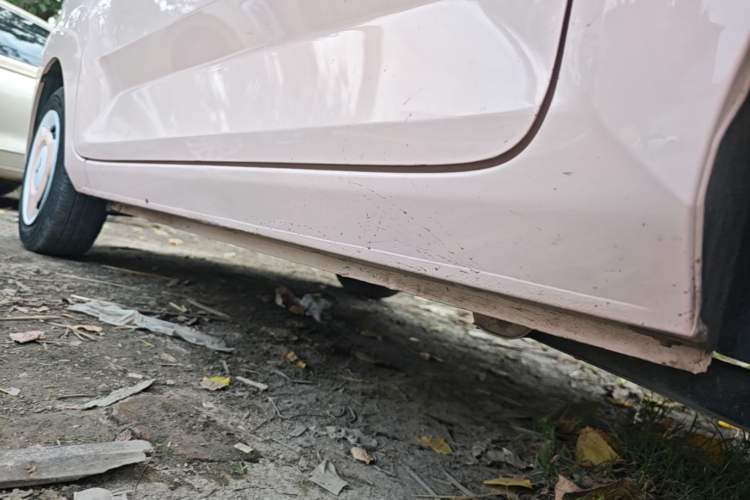 Used Wuling Hongguang MINIEV 2022 Macaron Fashion Model Lithium Iron Phosphate Left Side Sill