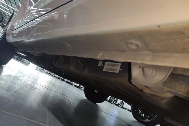 Used Wuling Hongguang MINIEV 2022 Macaron Premium Model – Lithium Ternary Battery Left Side Sill