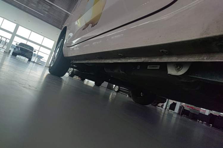 Used Wuling Hongguang MINIEV 2022 Macaron Premium Model – Lithium Iron Phosphate Left Side Sill