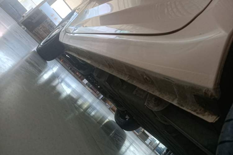 Used Wuling Hongguang MINIEV 2022 Macaron Premium Model – Lithium Iron Phosphate Left Side Sill