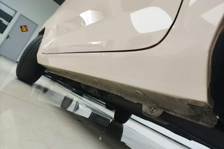 Used Wuling Hongguang MINIEV 2022 Macaron Premium Model – Lithium Iron Phosphate Left Side Sill