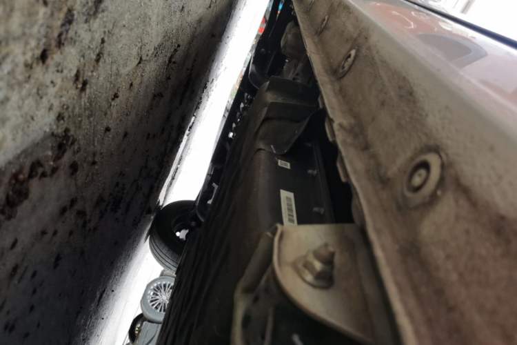 Used Wuling Hongguang MINIEV 2022 Macaron Premium Model – Lithium Iron Phosphate Left Side Sill