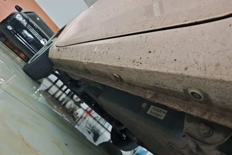 Used Wuling Hongguang MINIEV 2022 Macaron Fashion Model Lithium Iron Phosphate Left Side Sill