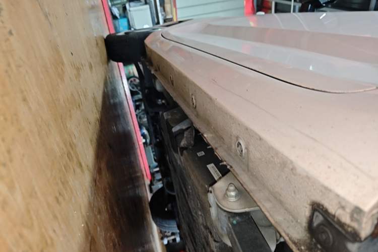 Used Wuling Hongguang MINIEV 2022 Macaron Premium Model – Lithium Ternary Battery Left Side Sill