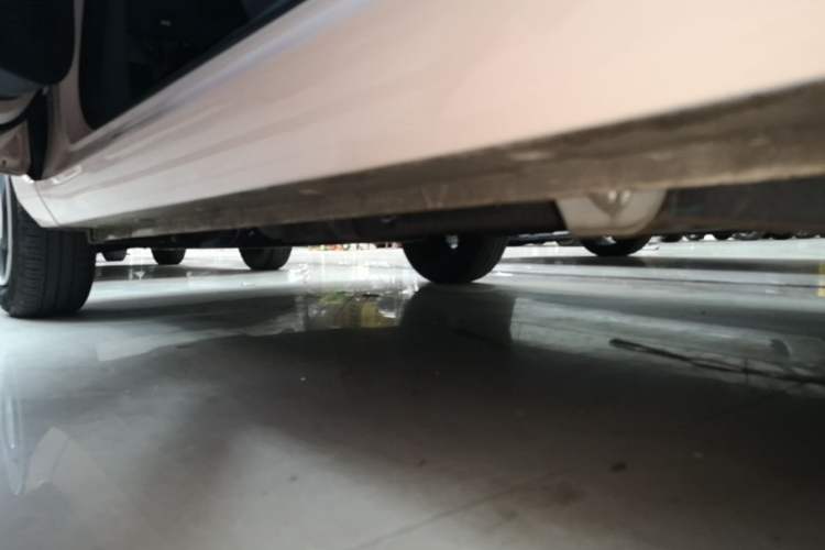 Used Wuling Hongguang MINIEV 2022 Macaron Premium Model – Lithium Iron Phosphate Left Side Sill
