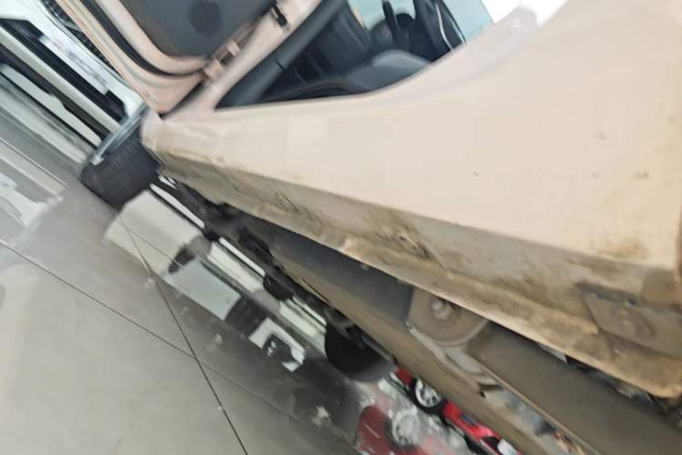 Used Wuling Hongguang MINIEV 2022 Macaron Fashion Model Lithium Iron Phosphate Left Side Sill