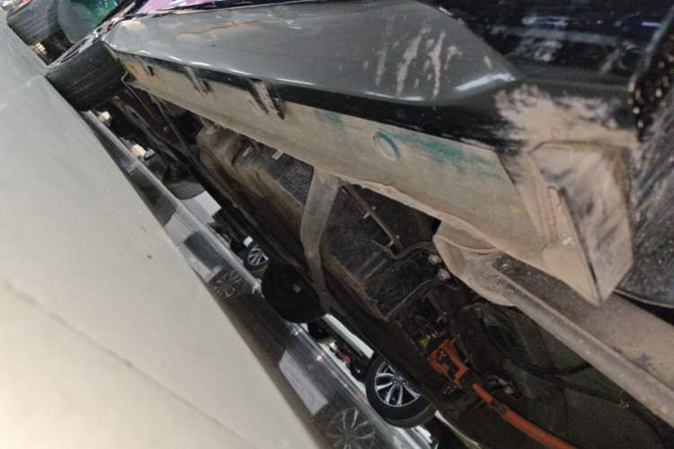 Used Wuling Hongguang MINIEV 2022 Convertible Model Left Side Sill