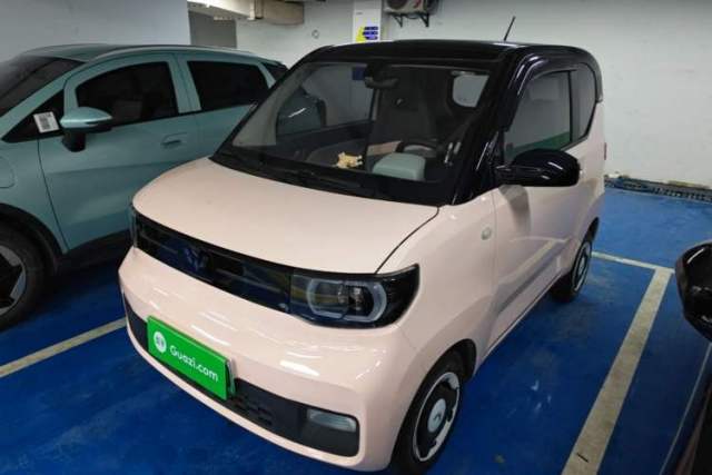 Used Wuling Hongguang MINIEV 2022 Macaron Premium Model – Lithium Ternary Battery